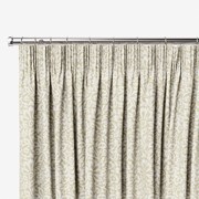 Pencil Pleat heading image