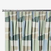 Pencil Pleat heading image