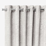 Eyelet heading image