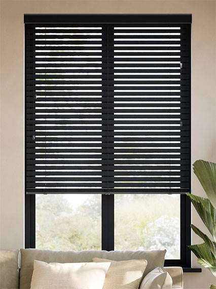 Vela Jet Fabric Venetian Blind thumbnail image