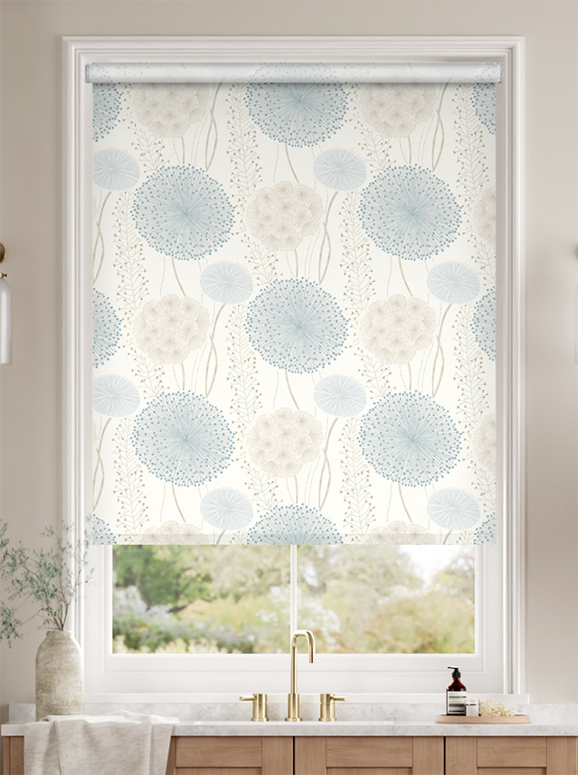 Gardenia Blush Cloud Roller Blind thumbnail image