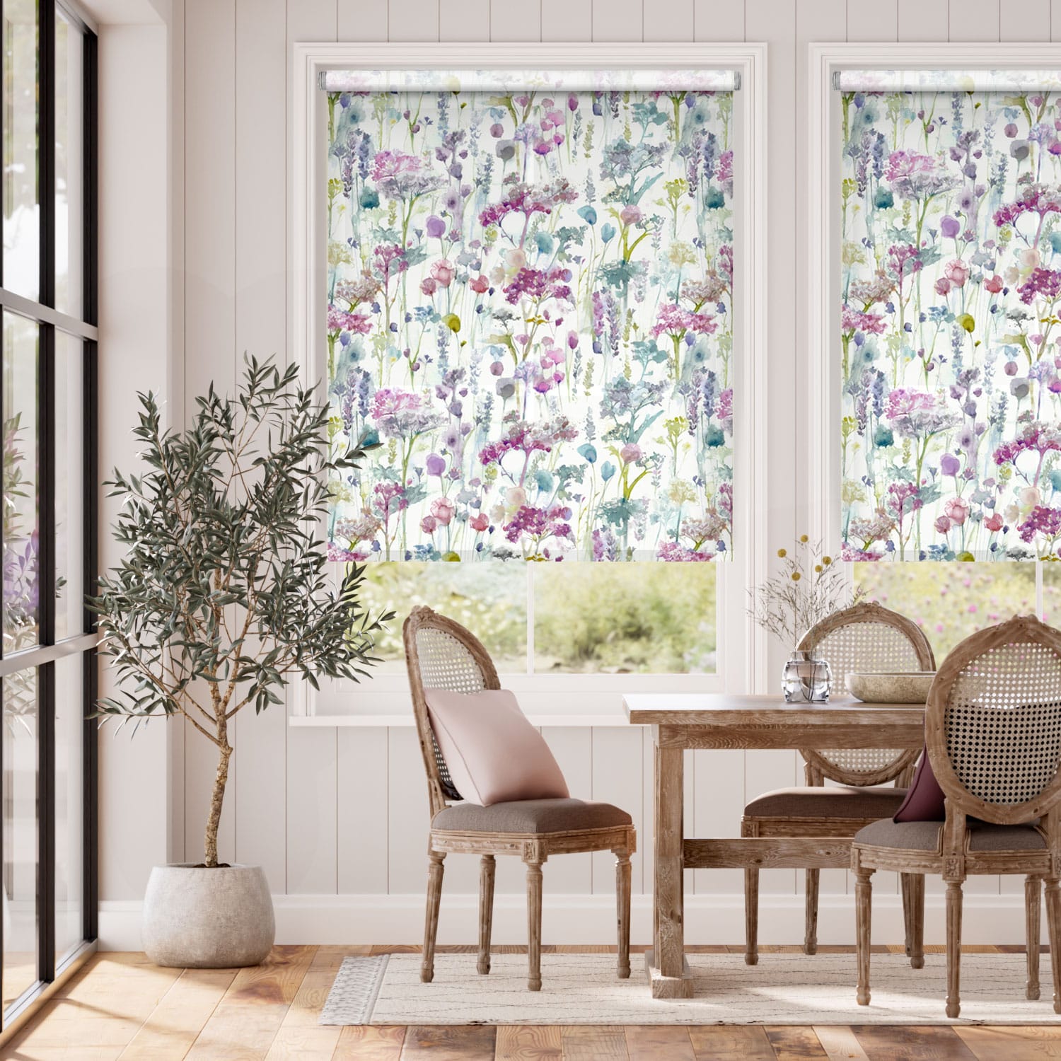 Ilinizas Blackout Summer Roller Blind