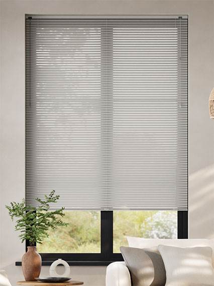 L-Shaped Oscar Matte Light Grey L-Shaped Venetian Blind thumbnail image