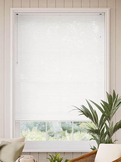 L-Shaped Oscar Matte Porcelain White L-Shaped Venetian Blind thumbnail image