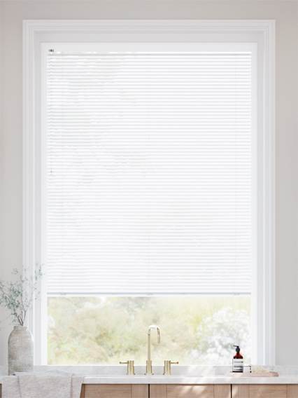 Perfect Fit® L-Shaped Spirit Cool White Perfect Fit® L-Shaped Venetian Blind thumbnail image