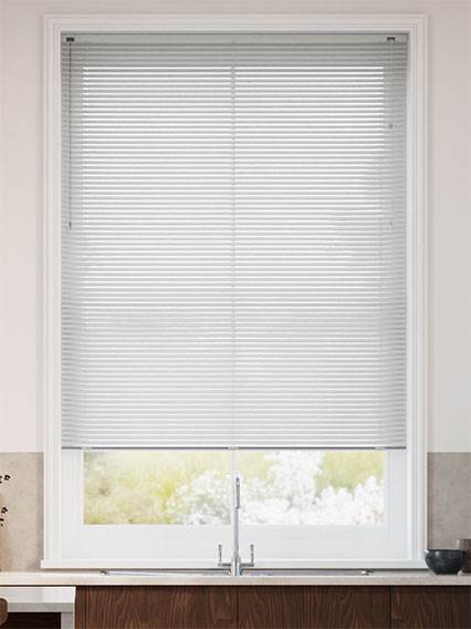 L-Shaped Studio Brushed Silver L-Shaped Venetian Blind thumbnail image