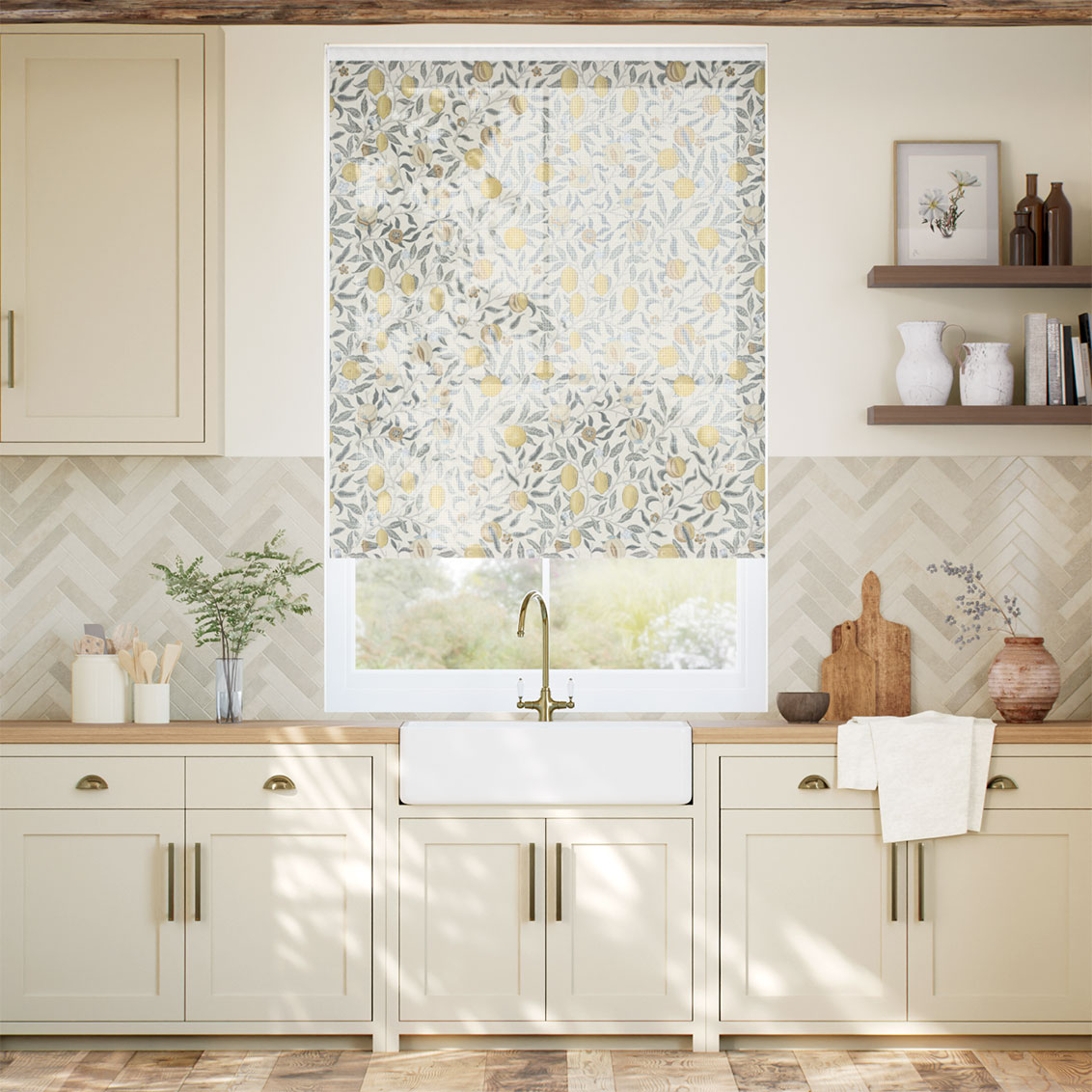 William Morris Fruit Primrose Magic Screen Roller Blind