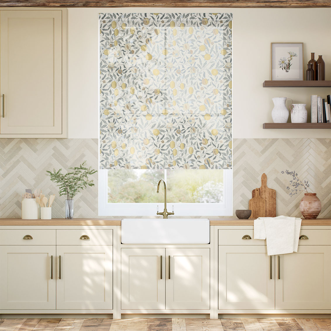 William Morris Fruit Primrose Magic Screen Roller Blind