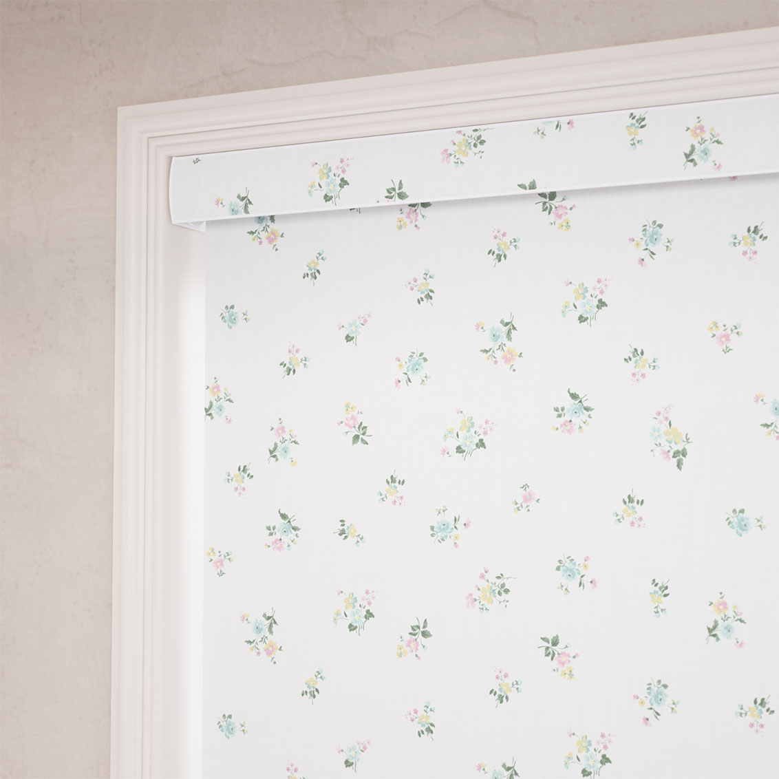 Posy Corsage Cream Roller Blind