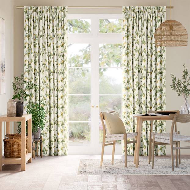 Rubus Traditional Green Curtains thumbnail image