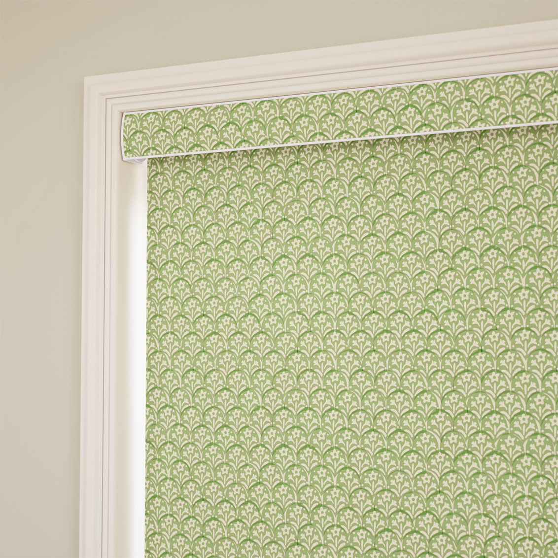 Scallops Light Green Roller Blind