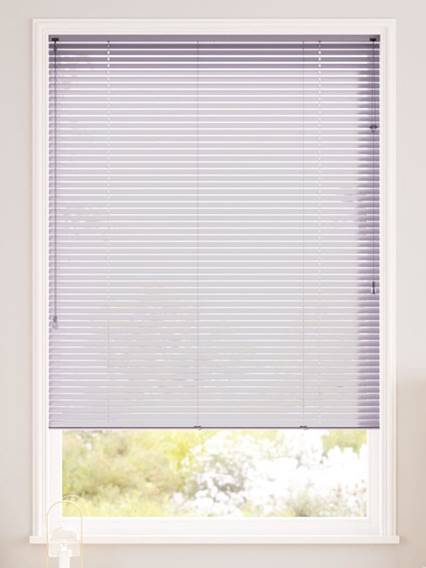 Spirit Mulberry Venetian Blind thumbnail image