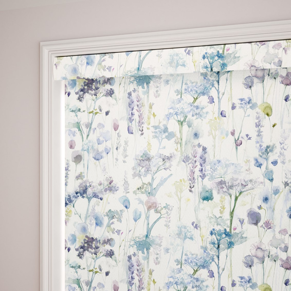 Splash Blackout Ilinizas Violet Roller Blind