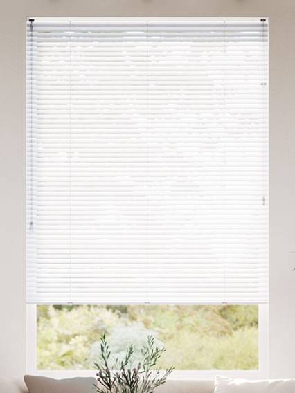 Studio Matt White Venetian Blind thumbnail image