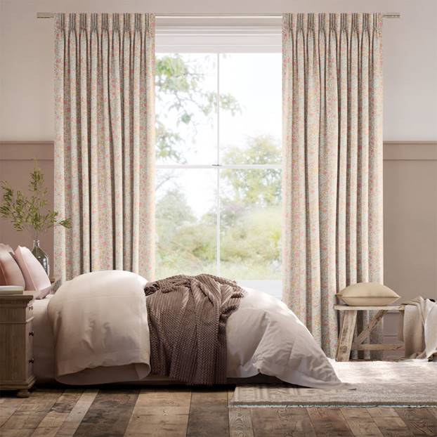 Wharfedale Apricot Curtains thumbnail image