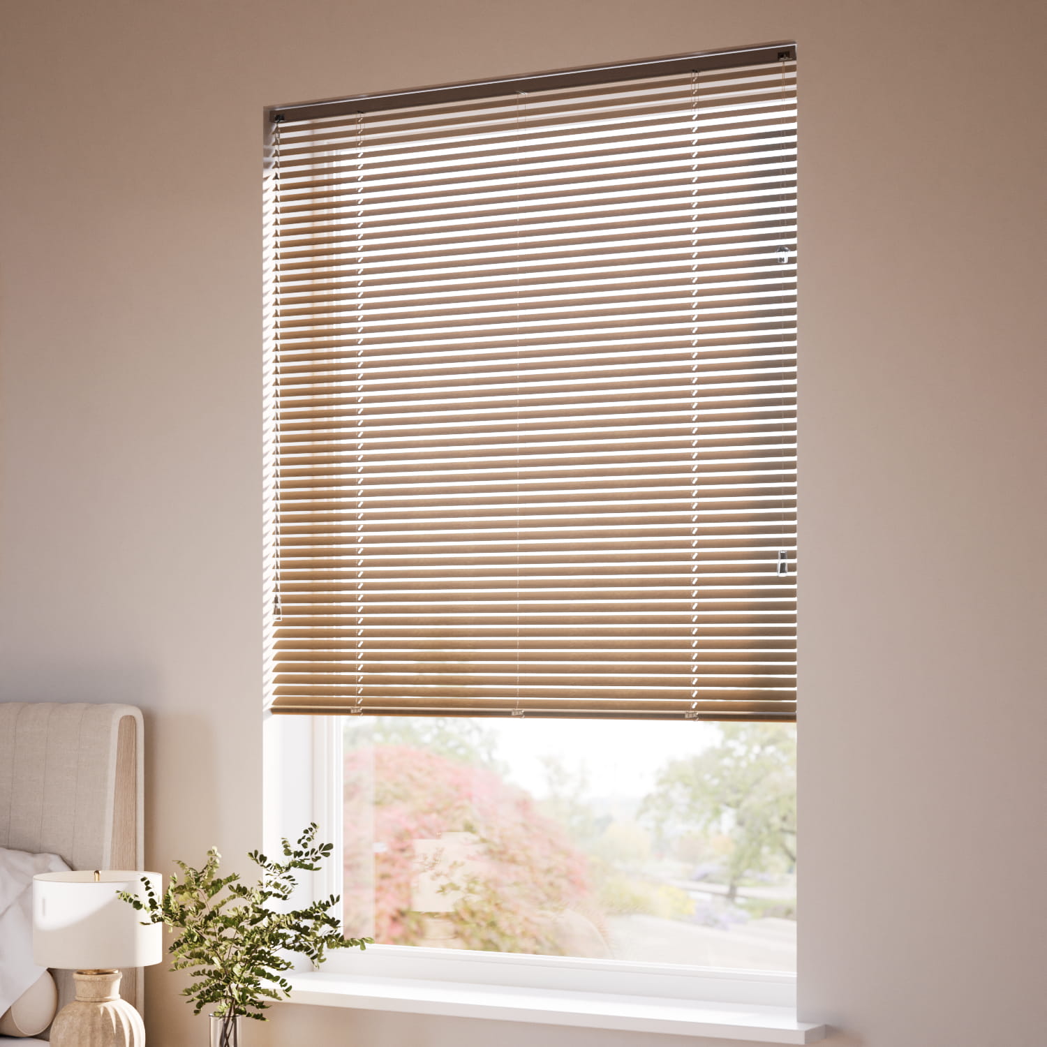 Woodgrain Antique Oak Venetian Blind - 25mm Slat